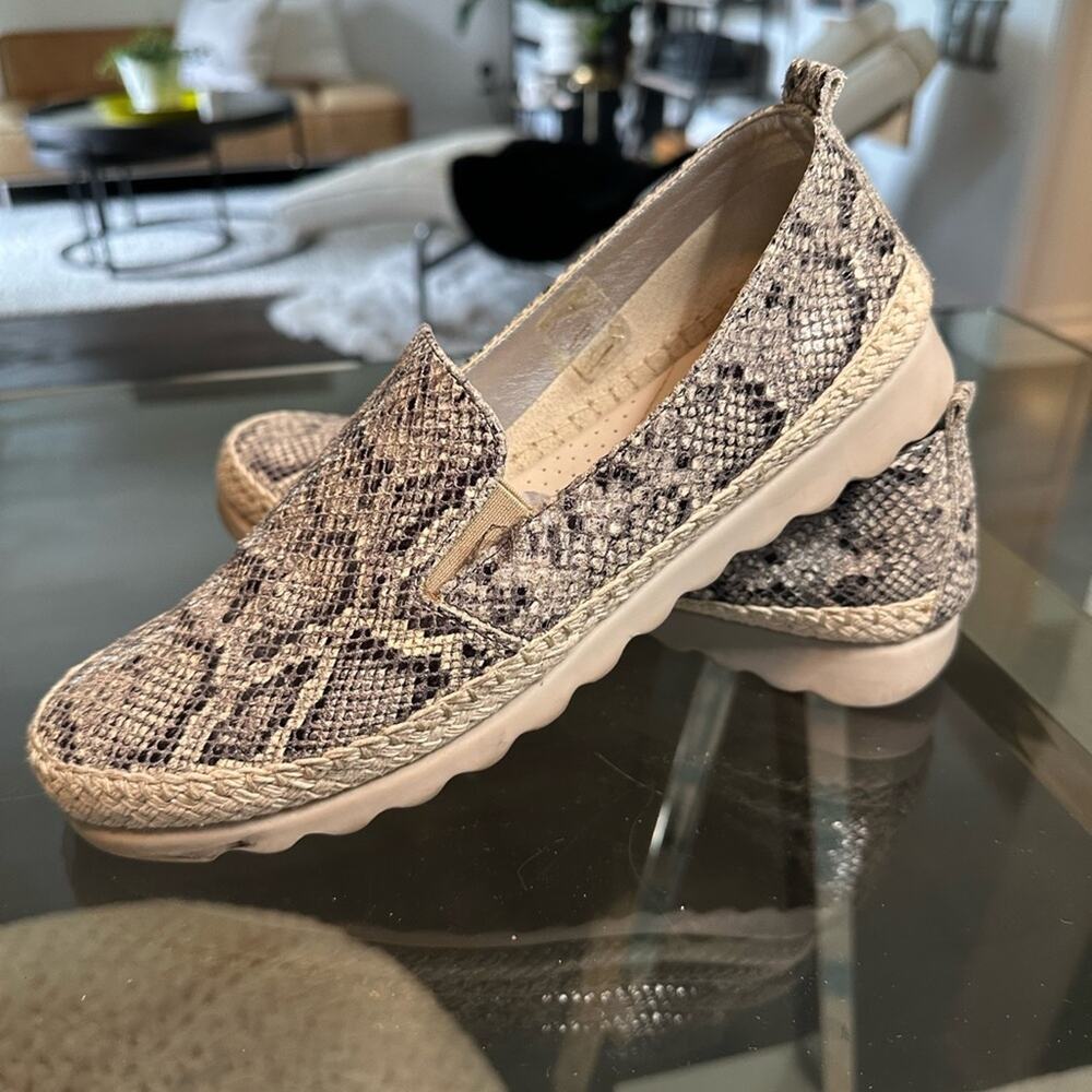The Flexx snakeskin patterned woman's espadrille sneakers, size 8.5 - Picture 10 of 10